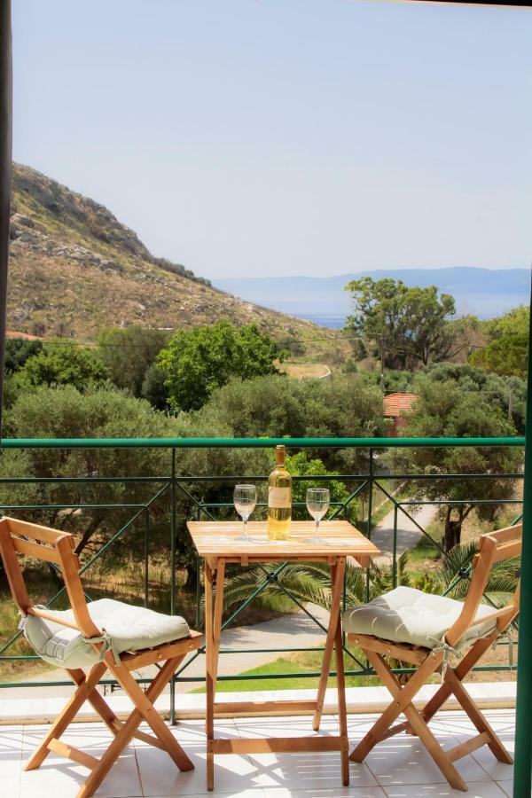 Kykeon Studios Katelios Luaran gambar